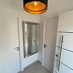 Exklusiv In *