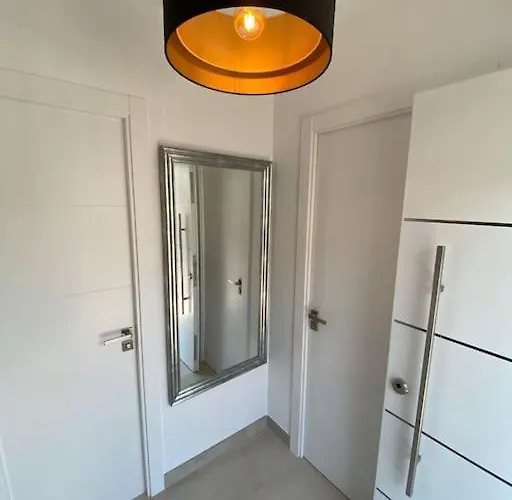Exklusiv In *
